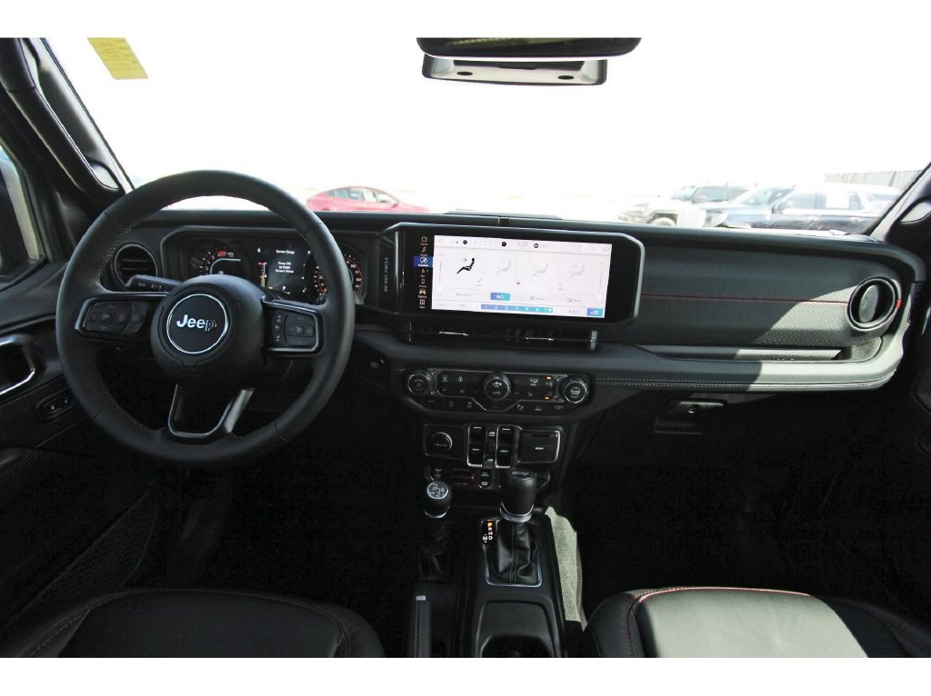 Used 2026 Jeep Wrangler Unlimited Rubicon AWD/4WD image 9