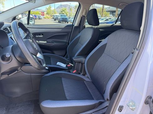 Used 2025 Nissan Versa SV w/ Trunk Package image 12