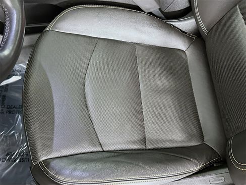 Used 2019 GMC Terrain SLT w/ Preferred Package image 19