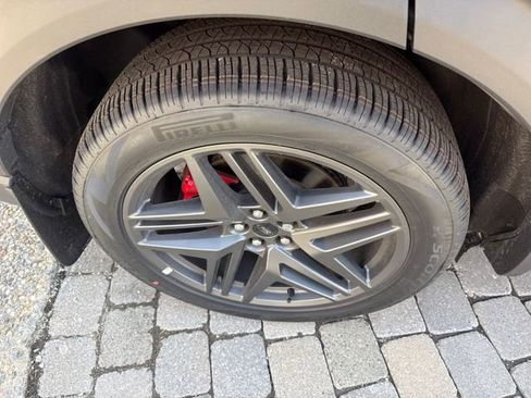 New 2026 Ford Explorer ST-Line w/ ST-Line Street Pack image 13