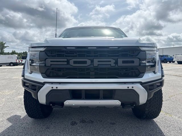 Used 2025 Ford F150 Raptor AWD/4WD image 8