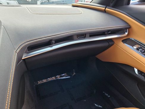 Certified 2020 Chevrolet Corvette Stingray Preferred Cpe w/ 2LT Preferred Equipment Group RWD image 27