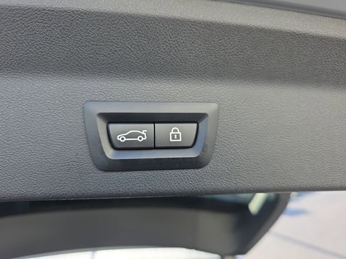 Used 2022 BMW X3 sDrive30i w/ M Sport Package 2 image 9