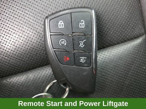 Used 2023 GMC Yukon SLT AWD/4WD image 56