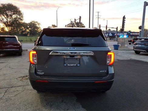 Certified 2023 Ford Explorer XLT image 4