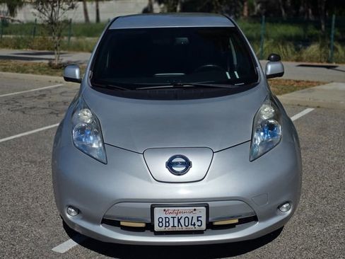 Used 2013 Nissan Leaf SV w/ Premium Pkg image 25