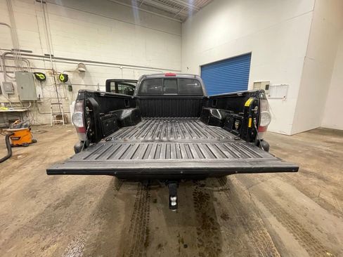 Used 2011 Toyota Tacoma Base w/ TRD Sport Pkg image 25