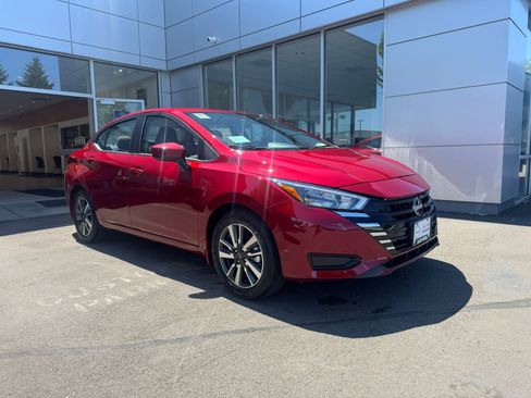 New 2025 Nissan Versa SV image 3
