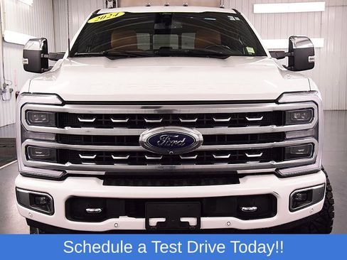 Used 2024 Ford F350 Platinum w/ Tremor Off-Road Package AWD/4WD image 2
