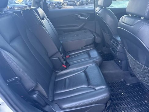 Used 2018 Audi Q7 3.0T Premium Plus w/ Premium Plus Package image 9