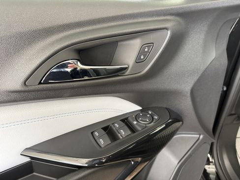 New 2026 Chevrolet Trax LT w/ LT Convenience Package image 16