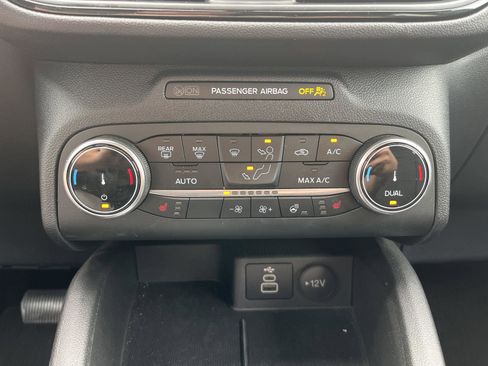 Used 2025 Ford Escape ST-Line Select image 18