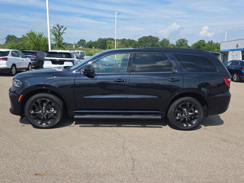 Used 2024 Dodge Durango SXT w/ SXT Blacktop Group AWD/4WD image 2