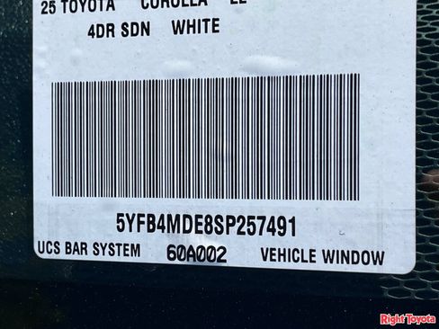 Certified 2025 Toyota Corolla LE FWD image 34