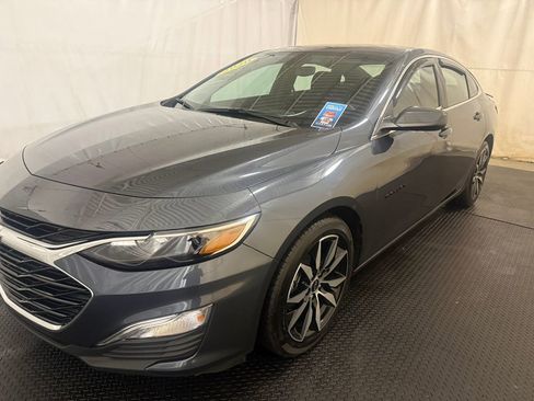 Used 2020 Chevrolet Malibu RS w/ LPO, Convenience Package 1 image 9