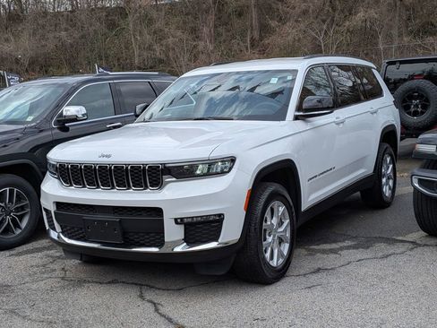 Used 2023 Jeep Grand Cherokee L Limited image 2