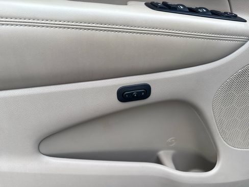 Used 2014 Jeep Grand Cherokee Limited image 9