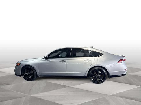 Used 2025 Honda Accord Sport image 5