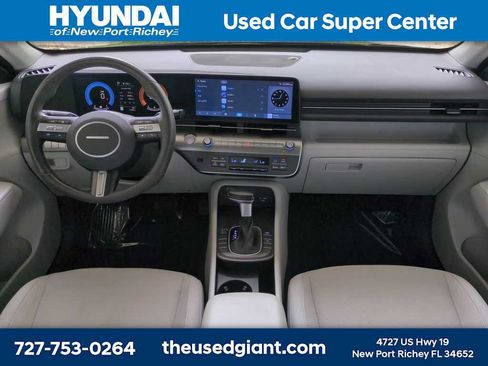 Used 2025 Hyundai Kona SEL FWD image 16