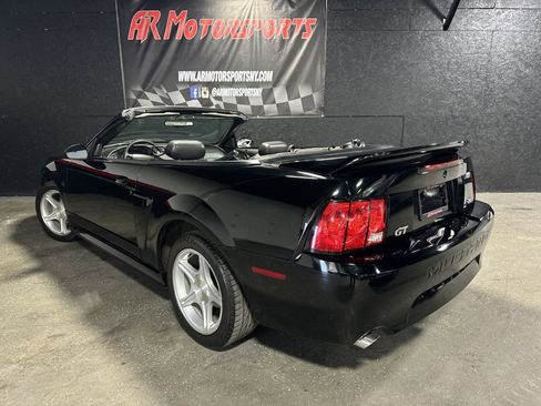 Used 2000 Ford Mustang GT image 3
