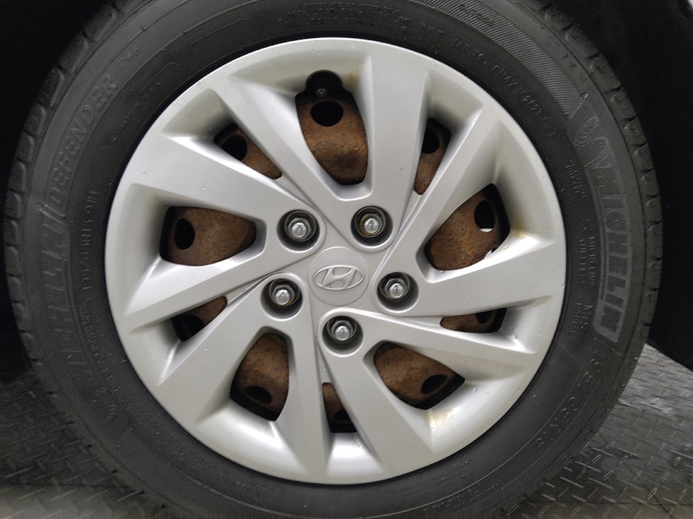 Used 2017 Hyundai Elantra SE FWD image 31