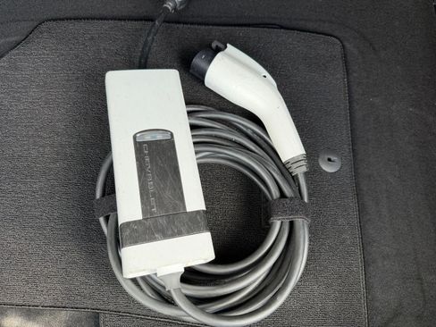 Used 2023 Chevrolet Bolt LT w/ Driver Confidence Package image 22