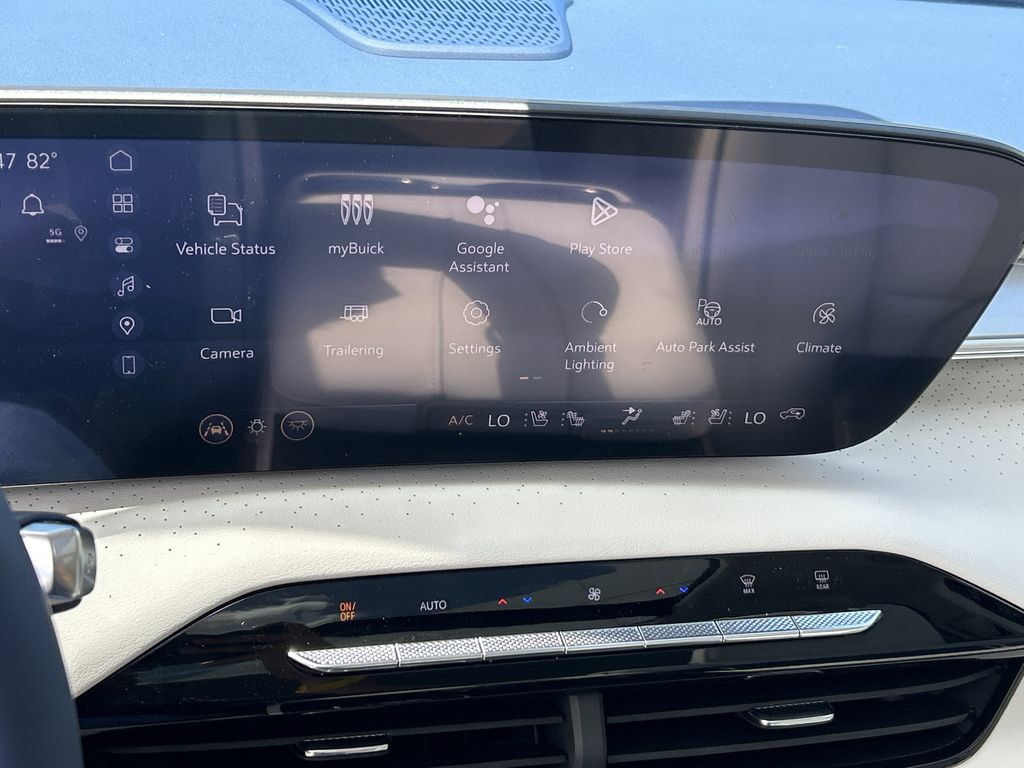 Certified 2026 Buick Enclave Avenir w/ Super Cruise Package FWD image 25