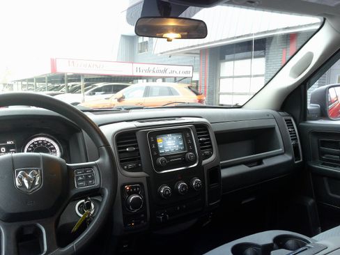 Used 2018 RAM 1500 Express w/ Express Value Package image 20