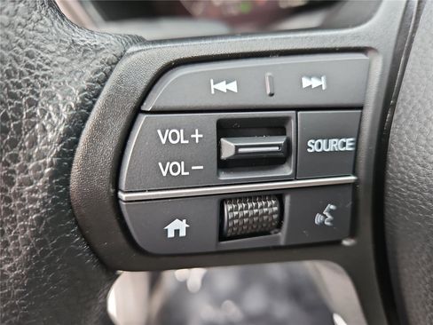 Used 2025 Honda CR-V LX image 17