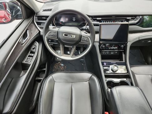 Used 2023 Jeep Grand Cherokee 4WD 4xe image 10