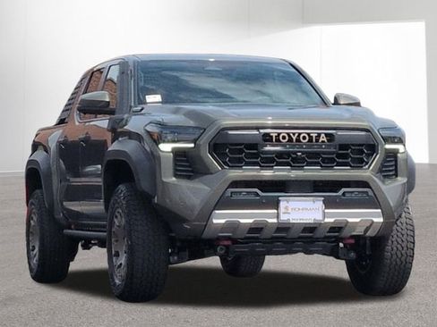 New 2026 Toyota Tacoma 4x4 Double Cab Hybrid image 3