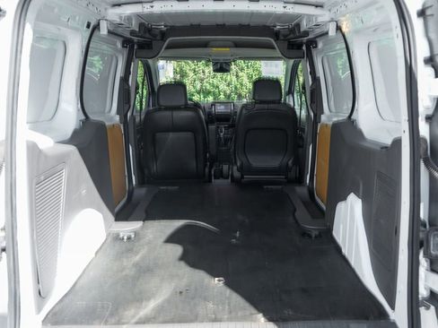 Used 2019 Ford Transit Connect XL image 8