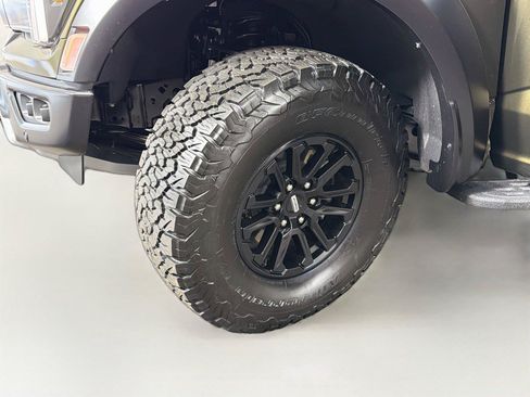 Used 2026 Ford F150 Raptor AWD/4WD image 38
