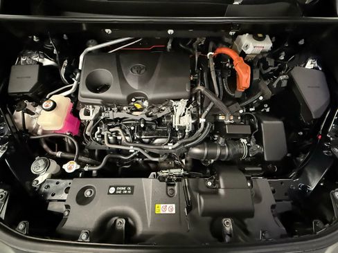 Used 2019 Toyota RAV4 XLE w/ Convenience Package image 25