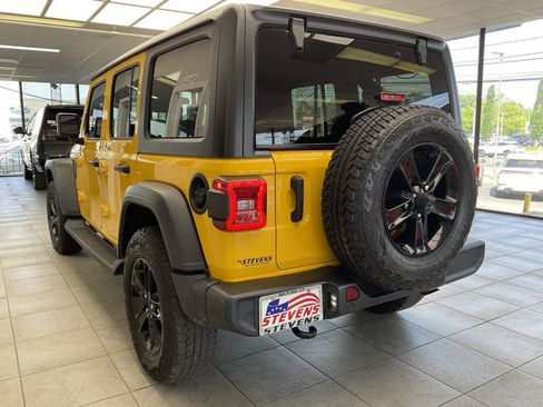 Used 2021 Jeep Wrangler Unlimited Sport AWD/4WD image 7