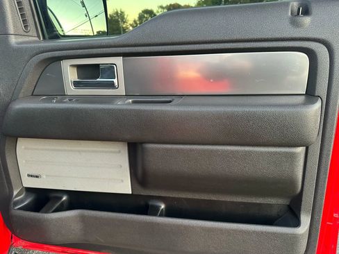 Used 2013 Ford F150 Raptor w/ SVT Exterior Graphics Pkg image 25