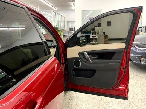 Used 2020 Land Rover Discovery Sport S image 29