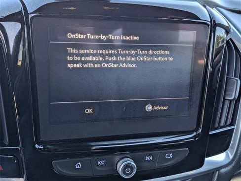 Used 2023 Chevrolet Traverse LT image 16