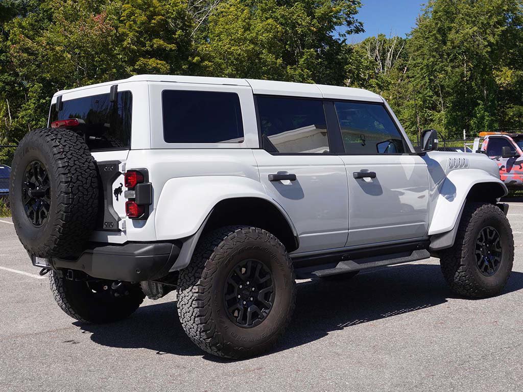 Used 2026 Ford Bronco Raptor w/ Interior Carbon Fiber Pack AWD/4WD image 10