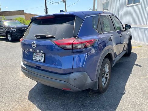 Used 2021 Nissan Rogue S FWD image 9