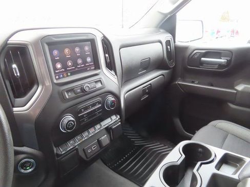 Used 2022 Chevrolet Silverado 1500 Custom Trail Boss image 33