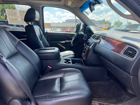 Used 2013 Chevrolet Suburban LT AWD/4WD image 11
