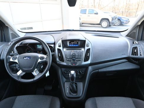 Used 2018 Ford Transit Connect XL image 2