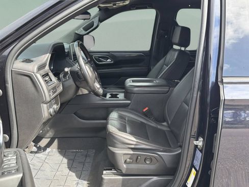 Used 2023 Chevrolet Suburban RST RWD image 23