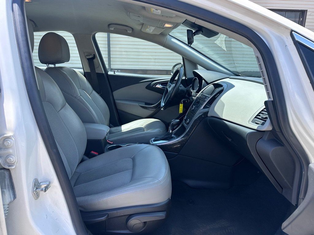 Used 2016 Buick Verano FWD image 7