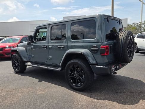 Certified 2025 Jeep Wrangler Unlimited Sahara AWD/4WD image 5