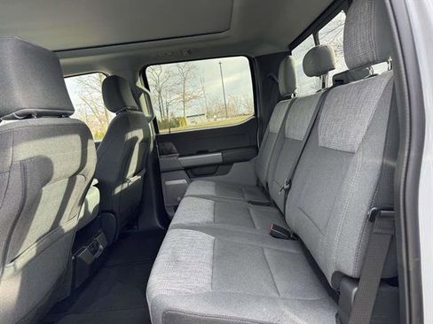 Used 2025 Ford F250 XLT w/ Black Appearance Package image 11