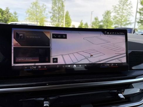 New 2026 BMW X5 xDrive40i w/ M Sport Package AWD/4WD image 25