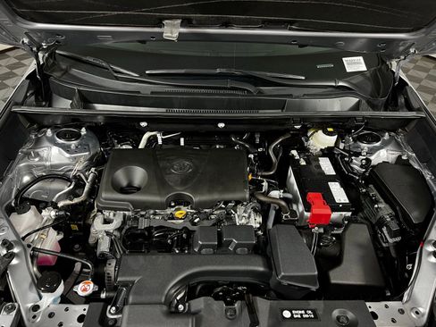 Certified 2025 Toyota RAV4 XLE w/ Convenience Package AWD/4WD image 9