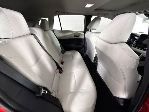 Used 2024 Toyota Corolla Cross LE FWD image 40